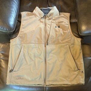 Under Armour Beige Windstopper Vest